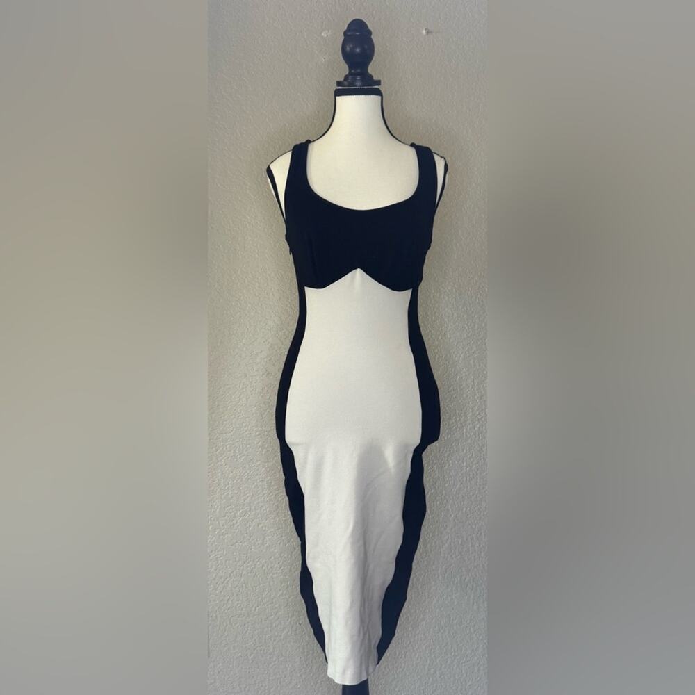 Moda International Black & White Colorblock Dress | Size 6